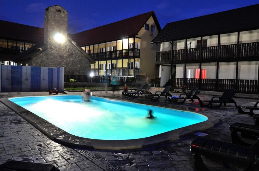 Pensiunea Miasor Hotel มูรีกีโอล ภายนอก รูปภาพ